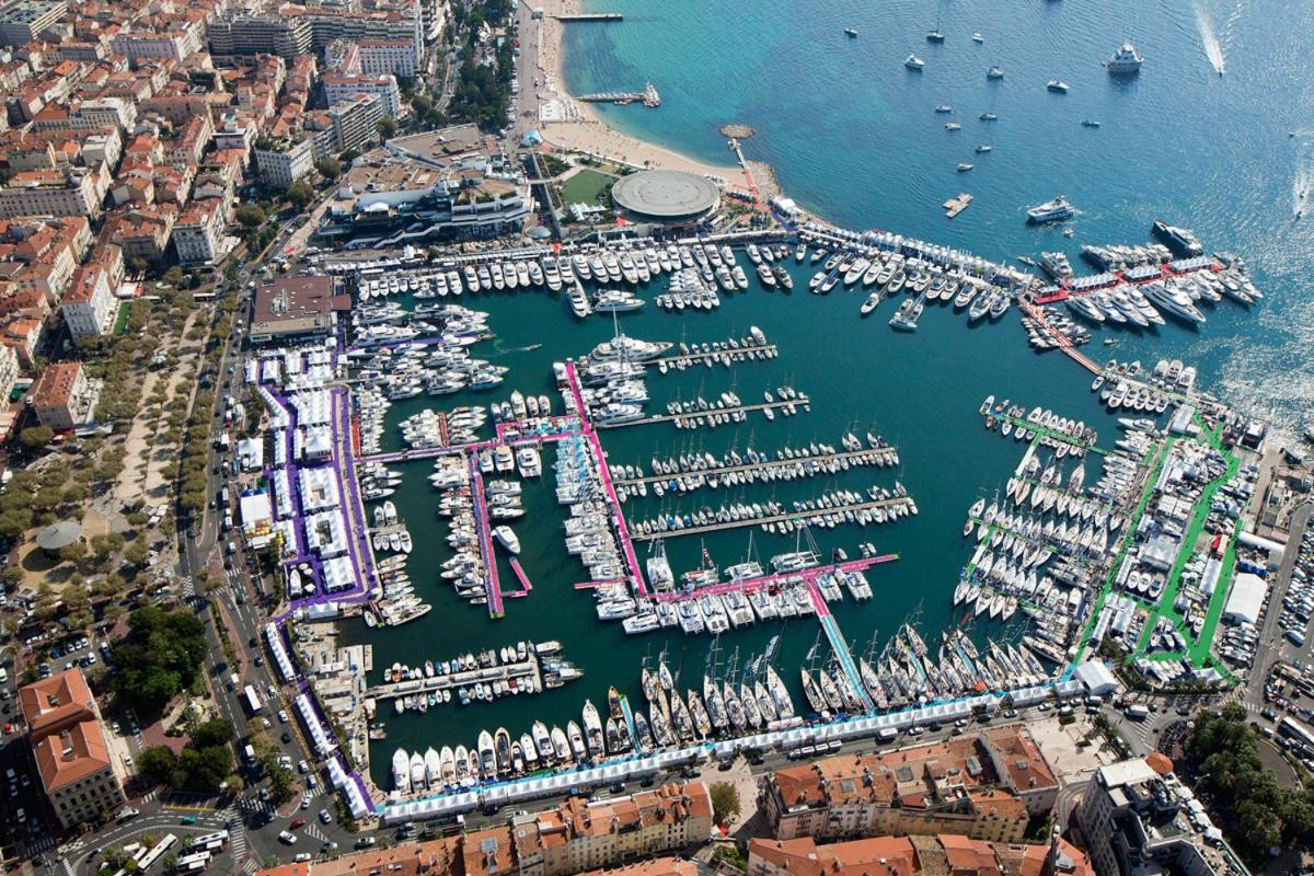 Romantic And New Apartment In The Famous Rue Meynadier In The Supercentre Of Cannes Exterior photo
